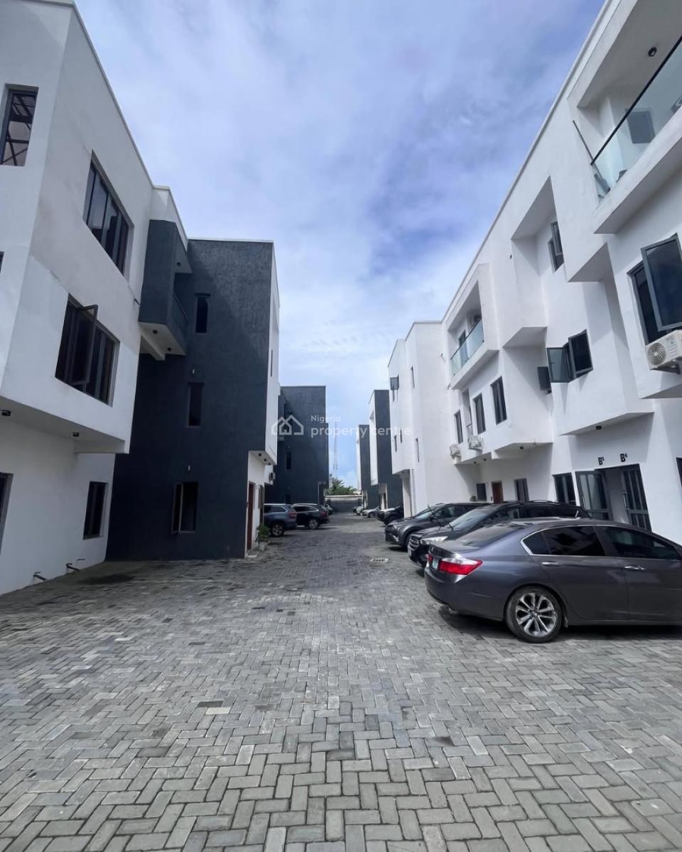 4 Bedroom Terrace Duplex + Bq, Lekki, Lagos, Terraced Duplex for Sale