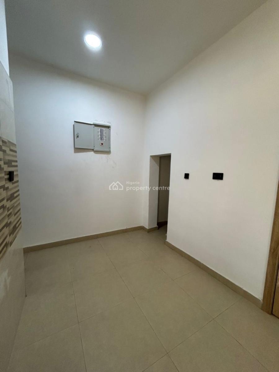 Newly Built 2 Bedroom Maisonette, Lekki Phase 2, Lekki, Lagos, Flat / Apartment for Rent