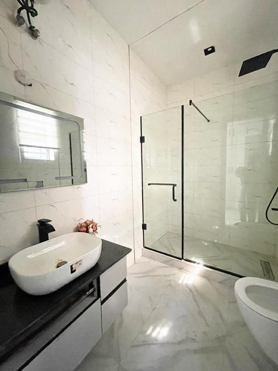 Luxury Fully Furnished 2 Bedroom Apartment with Bq, Lekki, Lagos, Flat / Apartment for Sale