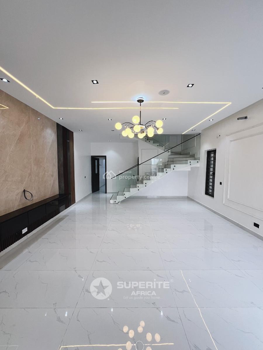 5 Bedroom Semi-detached Duplex with Bq, Ikota, Lekki, Lagos, Semi-detached Duplex for Sale