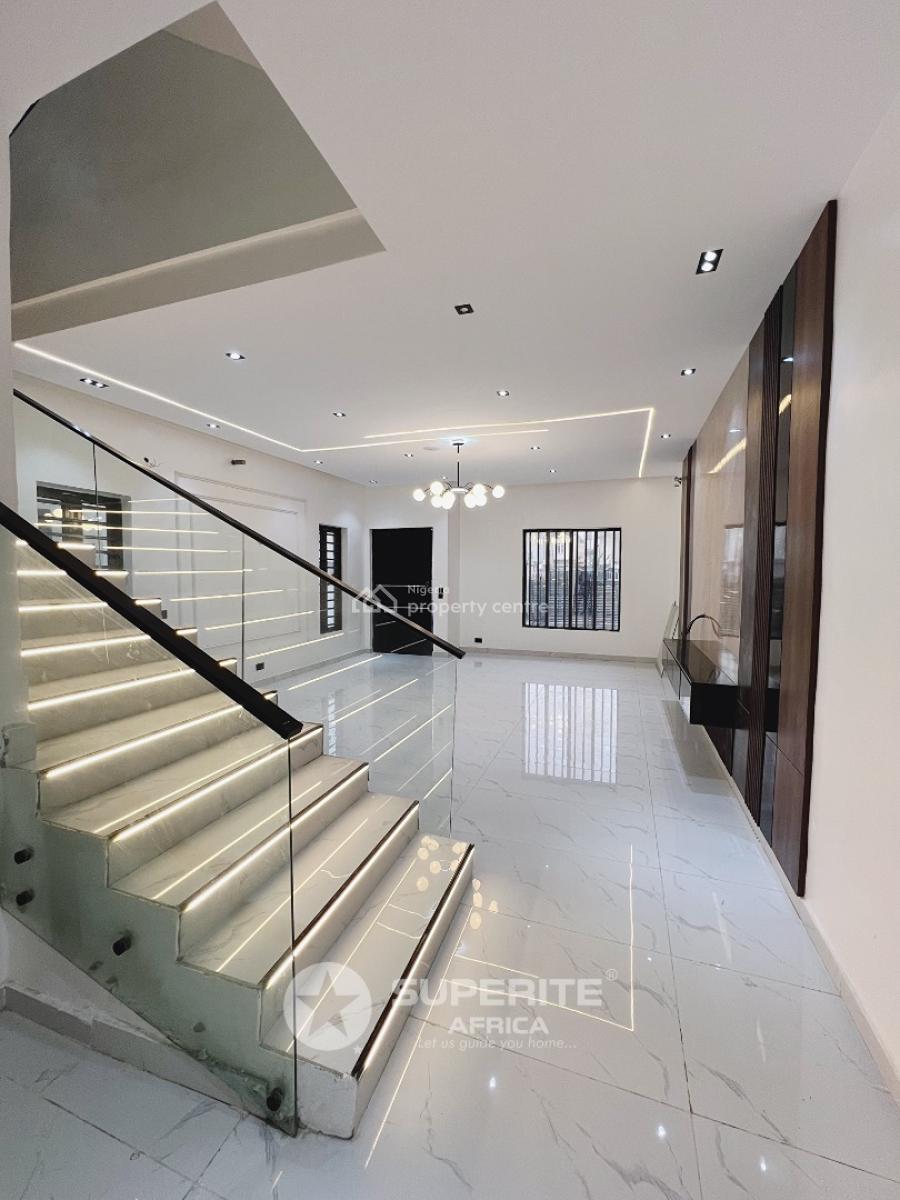 5 Bedroom Semi-detached Duplex with Bq, Ikota, Lekki, Lagos, Semi-detached Duplex for Sale