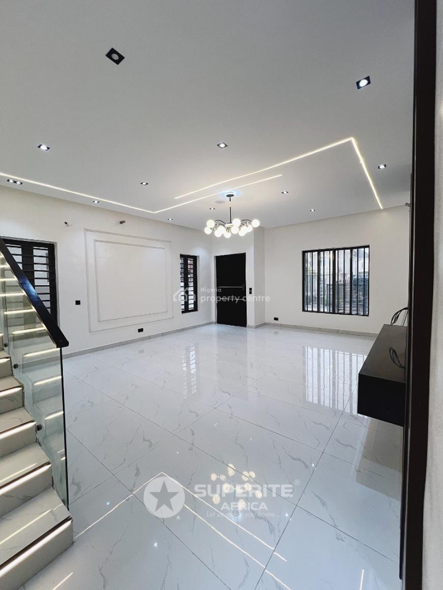 5 Bedroom Semi-detached Duplex with Bq, Ikota, Lekki, Lagos, Semi-detached Duplex for Sale