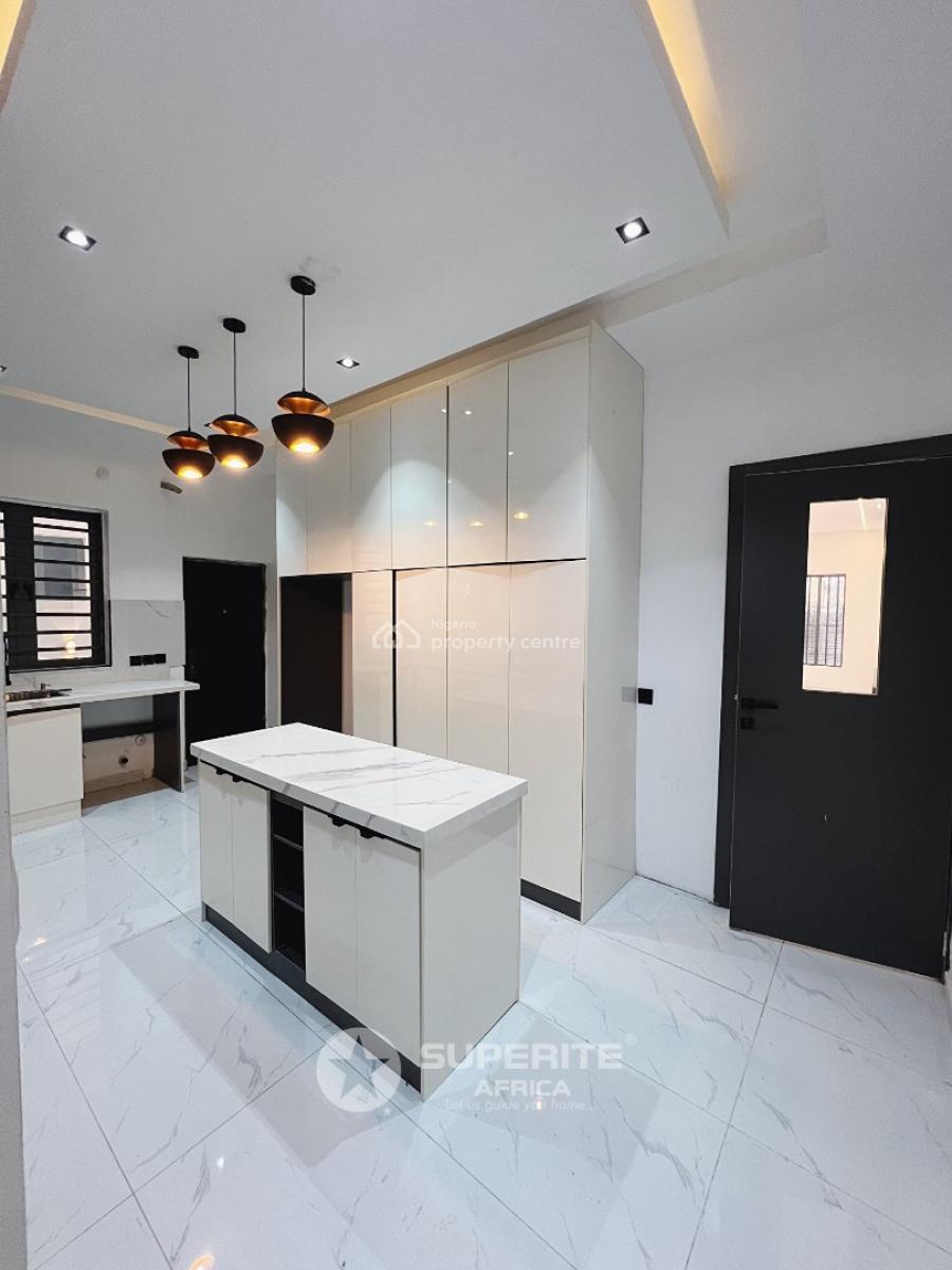 5 Bedroom Semi-detached Duplex with Bq, Ikota, Lekki, Lagos, Semi-detached Duplex for Sale