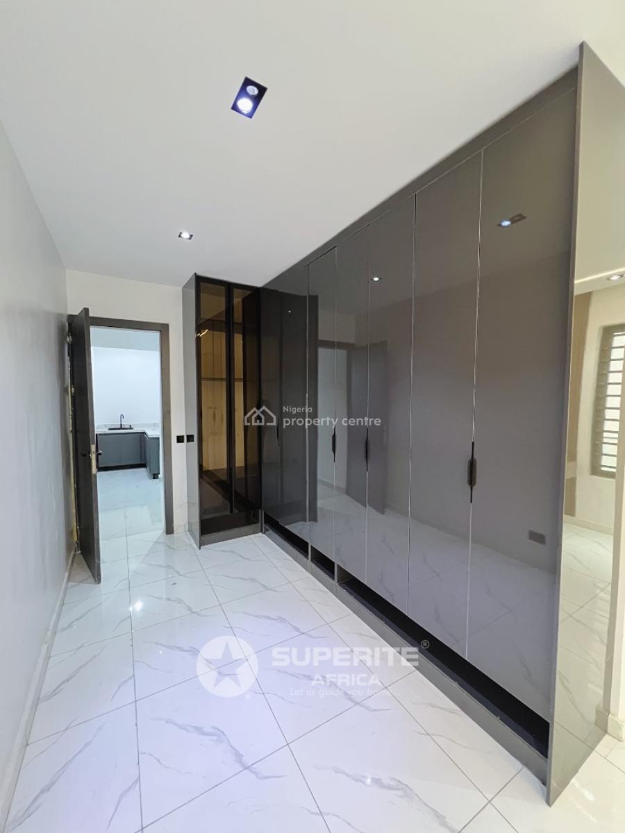 5 Bedroom Semi-detached Duplex with Bq, Ikota, Lekki, Lagos, Semi-detached Duplex for Sale