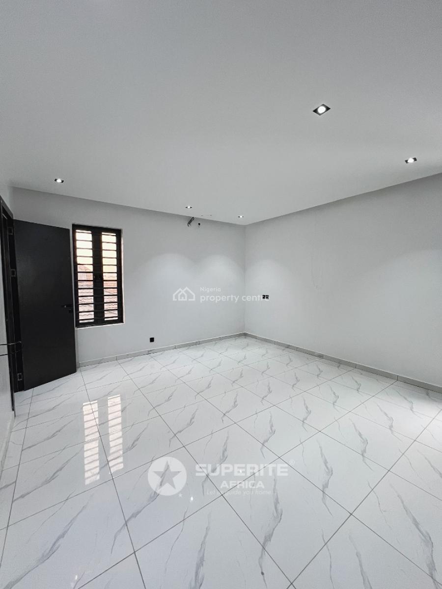 5 Bedroom Semi-detached Duplex with Bq, Ikota, Lekki, Lagos, Semi-detached Duplex for Sale