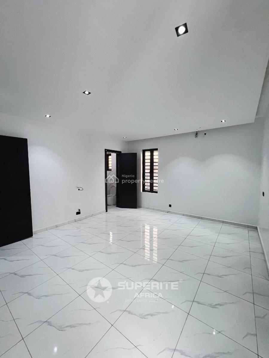 5 Bedroom Semi-detached Duplex with Bq, Ikota, Lekki, Lagos, Semi-detached Duplex for Sale