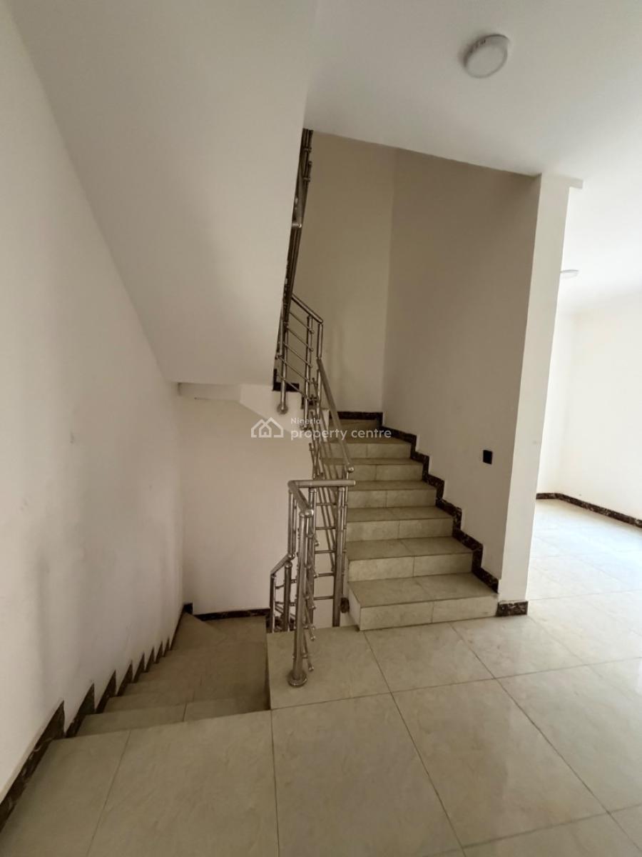 5 Bedroom Semi Detached, Mabushi, Abuja, Semi-detached Duplex for Sale