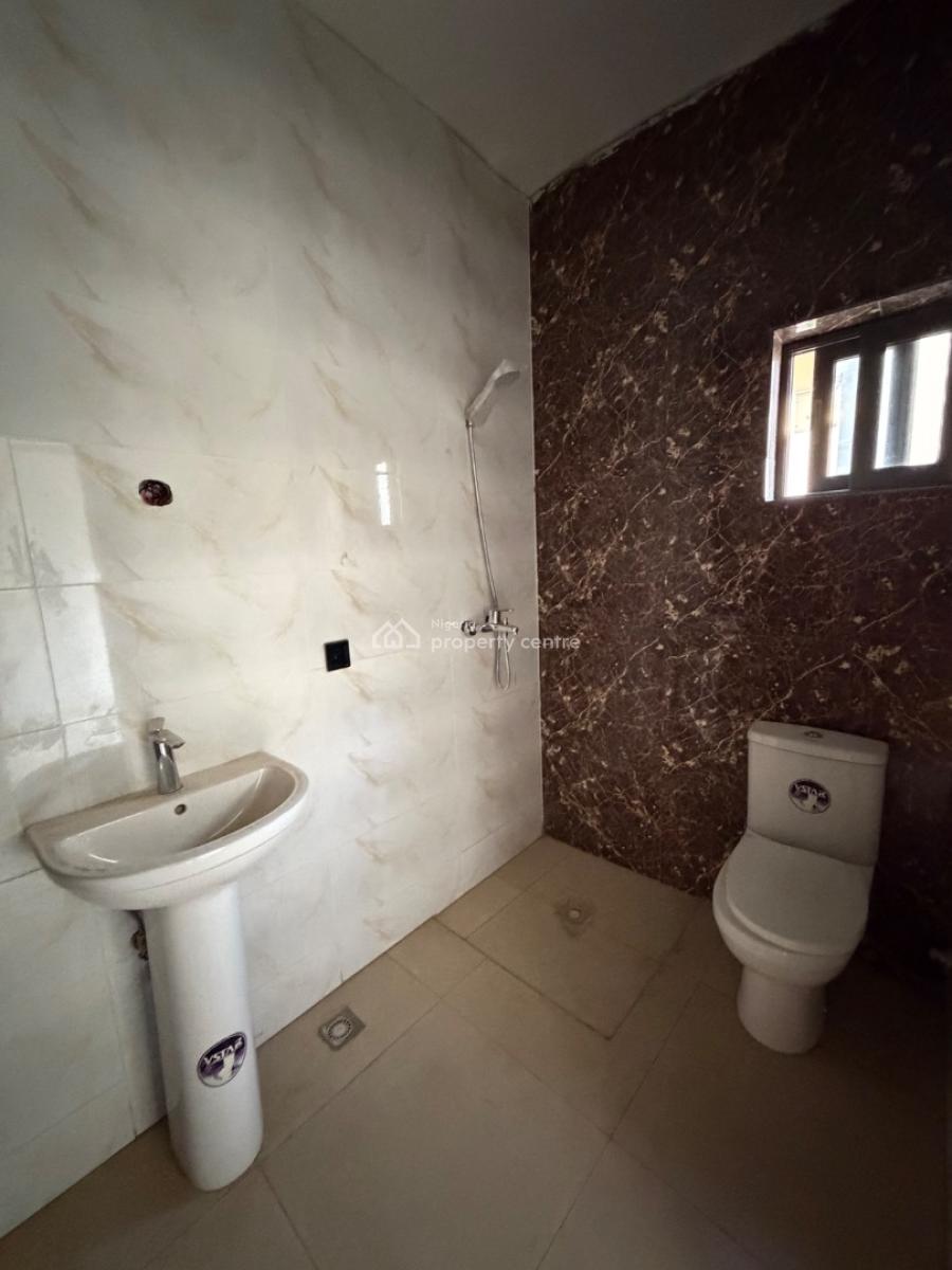5 Bedroom Semi Detached, Mabushi, Abuja, Semi-detached Duplex for Sale