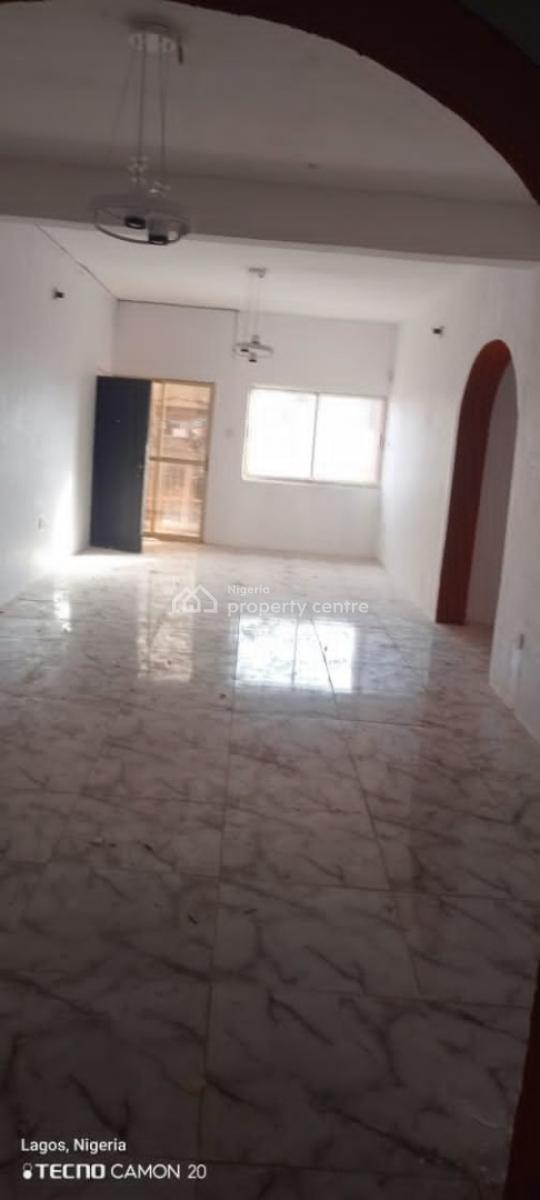 3  Bedroom Flat, New Oko-oba, Agege, Lagos, Flat / Apartment for Rent