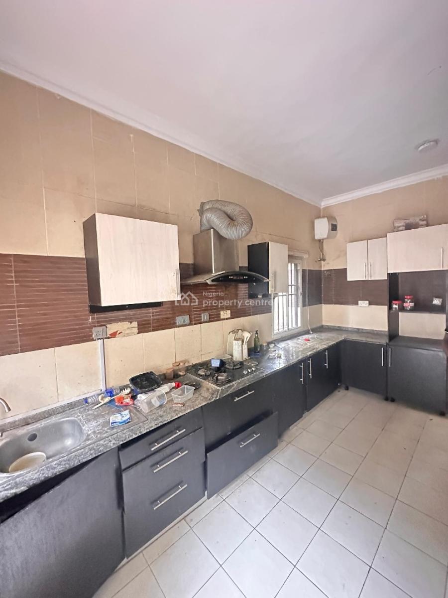 4 Bedroom Semi-detached Duplex with a Room Bq, Lekki Phase 1, Lekki, Lagos, Semi-detached Duplex for Rent
