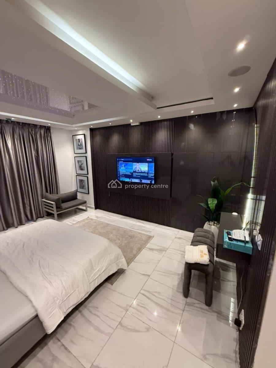 Luxury 1 Bed Apartment with Ps5 & Swimming Pool, Freedom Way, Lekki Phase 1, Lekki, Lagos, Flat / Apartment Short Let