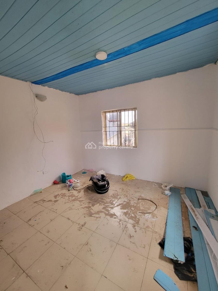 Sharp 2-bedroom Apartment (upstairs), United Estate, Sangotedo, Ajah, Lagos, Flat / Apartment for Rent