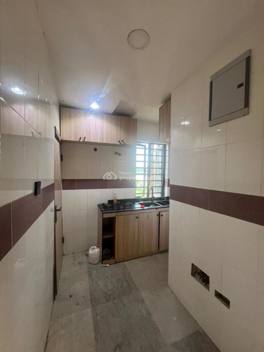 2bedroom Apartment, Ologolo, Lekki, Lagos, Flat / Apartment for Rent