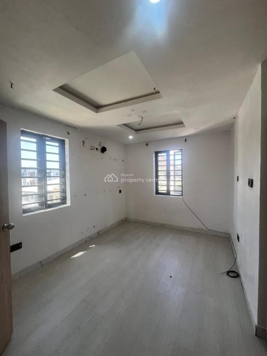 2bedroom Apartment, Ologolo, Lekki, Lagos, Flat / Apartment for Rent
