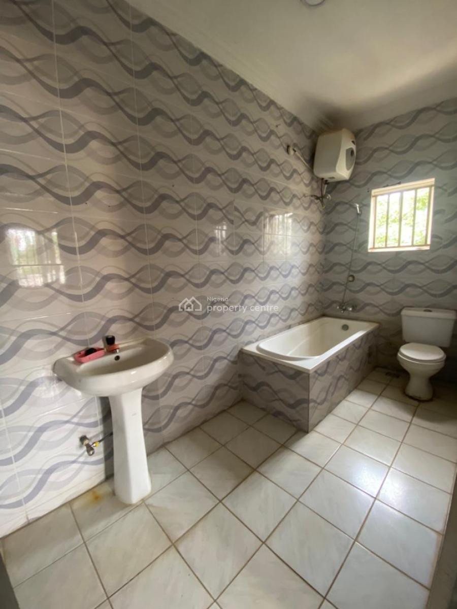 Standard Spacious 4bedroom Terrace Duplex with 2 Living Room, Main, Gwarinpa, Abuja, Detached Duplex for Rent