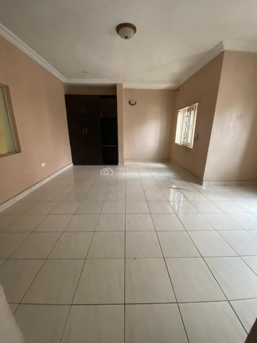 Standard Spacious 4bedroom Terrace Duplex with 2 Living Room, Main, Gwarinpa, Abuja, Detached Duplex for Rent