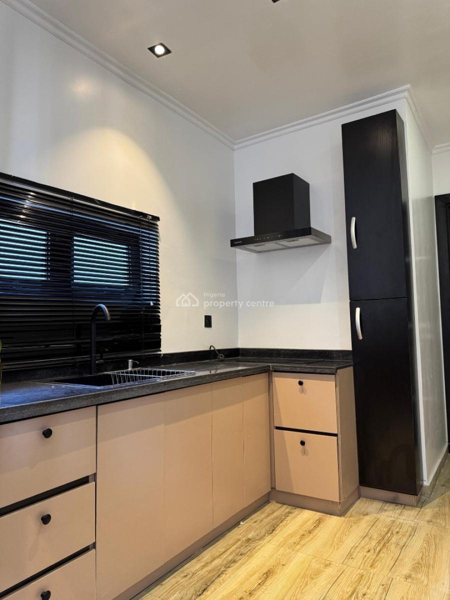 Comfortable 1 Bed Apartment with 24/7 Electricity and Wifi, Free Parking, Ikoyi, Lagos, Flat / Apartment Short Let