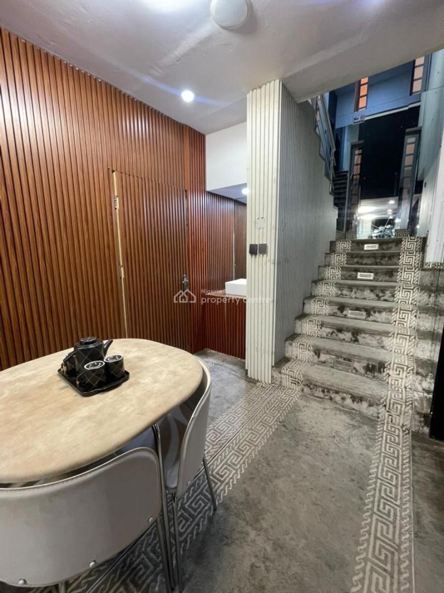 Comfortable 4 Bed Duplex with Mini Gym & 24/7 Electricity, Ikeja, Lagos, House Short Let