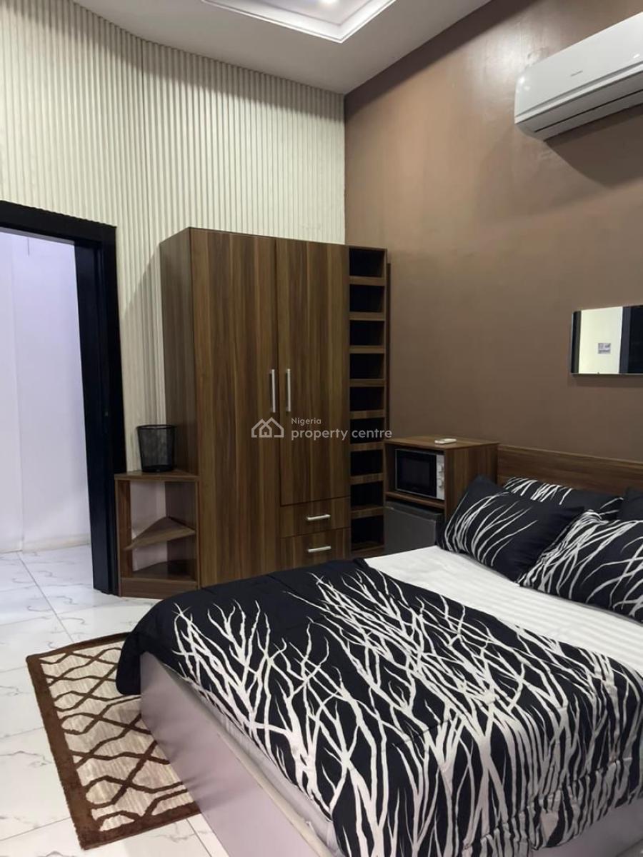 Comfortable 4 Bed Duplex with Mini Gym & 24/7 Electricity, Ikeja, Lagos, House Short Let