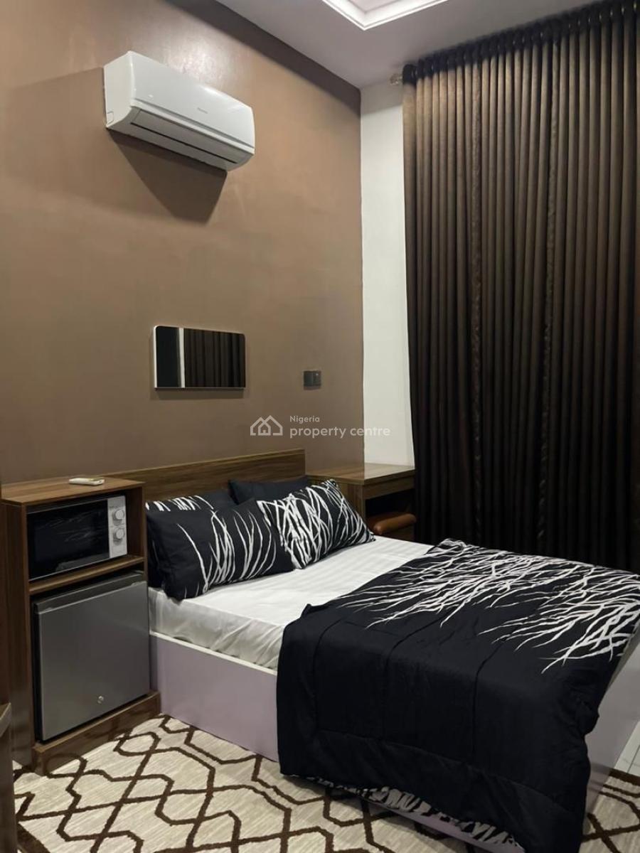 Comfortable 4 Bed Duplex with Mini Gym & 24/7 Electricity, Ikeja, Lagos, House Short Let