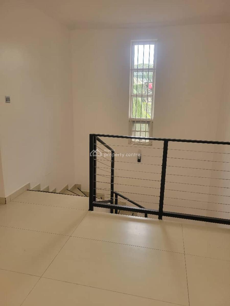 Lovely 3 Bedroom Terraced Duplex, Off Admiralty Way, Lekki Phase 1, Lekki, Lagos, Terraced Duplex for Rent