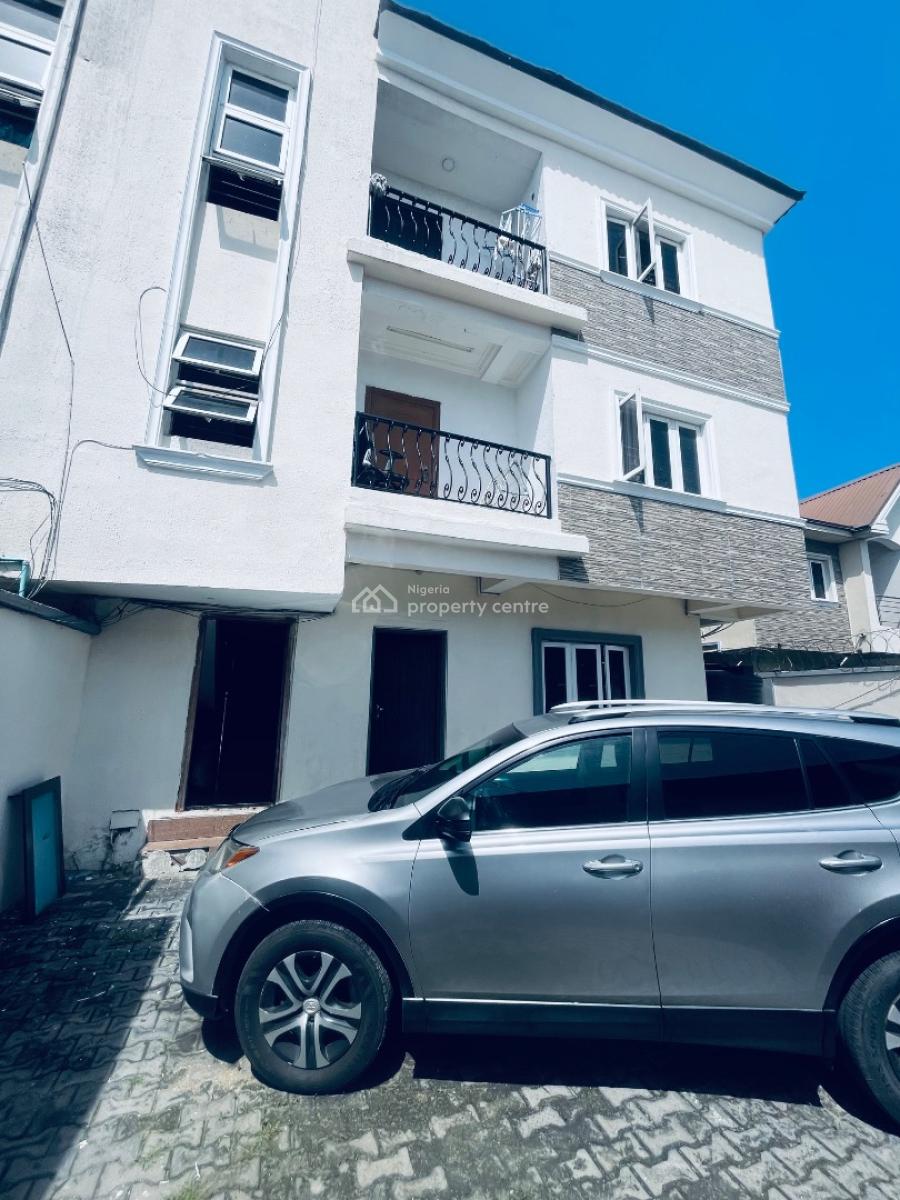 Downstairs to Be Renovated 2 Bedroom Apartment Available, Oniru, Victoria Island (vi), Lagos, Flat / Apartment for Rent