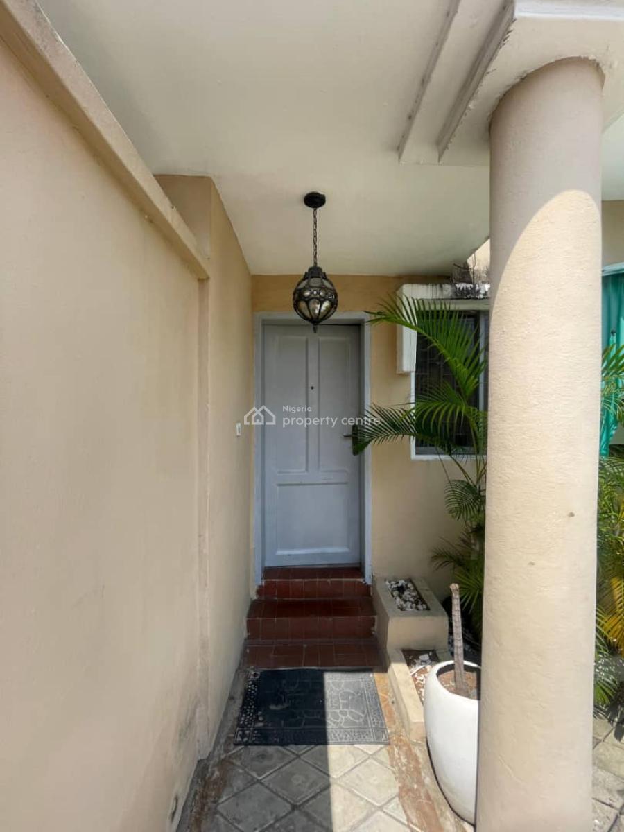 4 Bedrooms Semi-detached Duplex, Oba Adeyinka Estate, Lekki Phase 1, Lekki, Lagos, Semi-detached Duplex for Sale