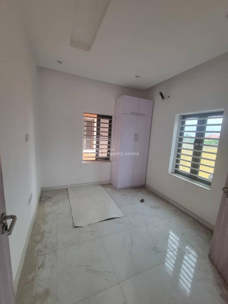 Sharp and Clean 1bedroom Flat, Seaside Estate,badore, Ajah, Lagos, Flat / Apartment for Rent