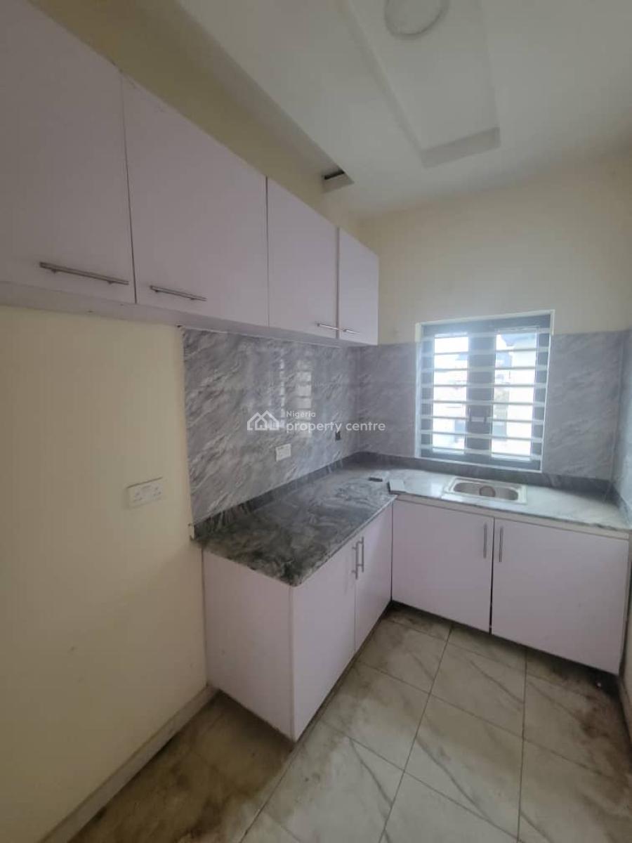 Sharp and Clean 1bedroom Flat, Seaside Estate,badore, Ajah, Lagos, Flat / Apartment for Rent