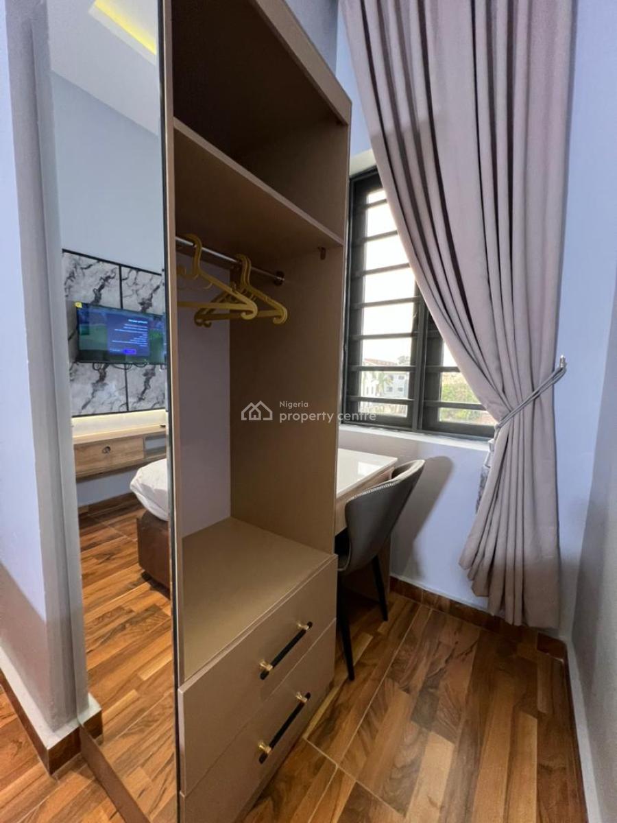 Cozy 1 Bedroom Apartment, Ikeja Gra, Ikeja, Lagos, Mini Flat (room and Parlour) Short Let