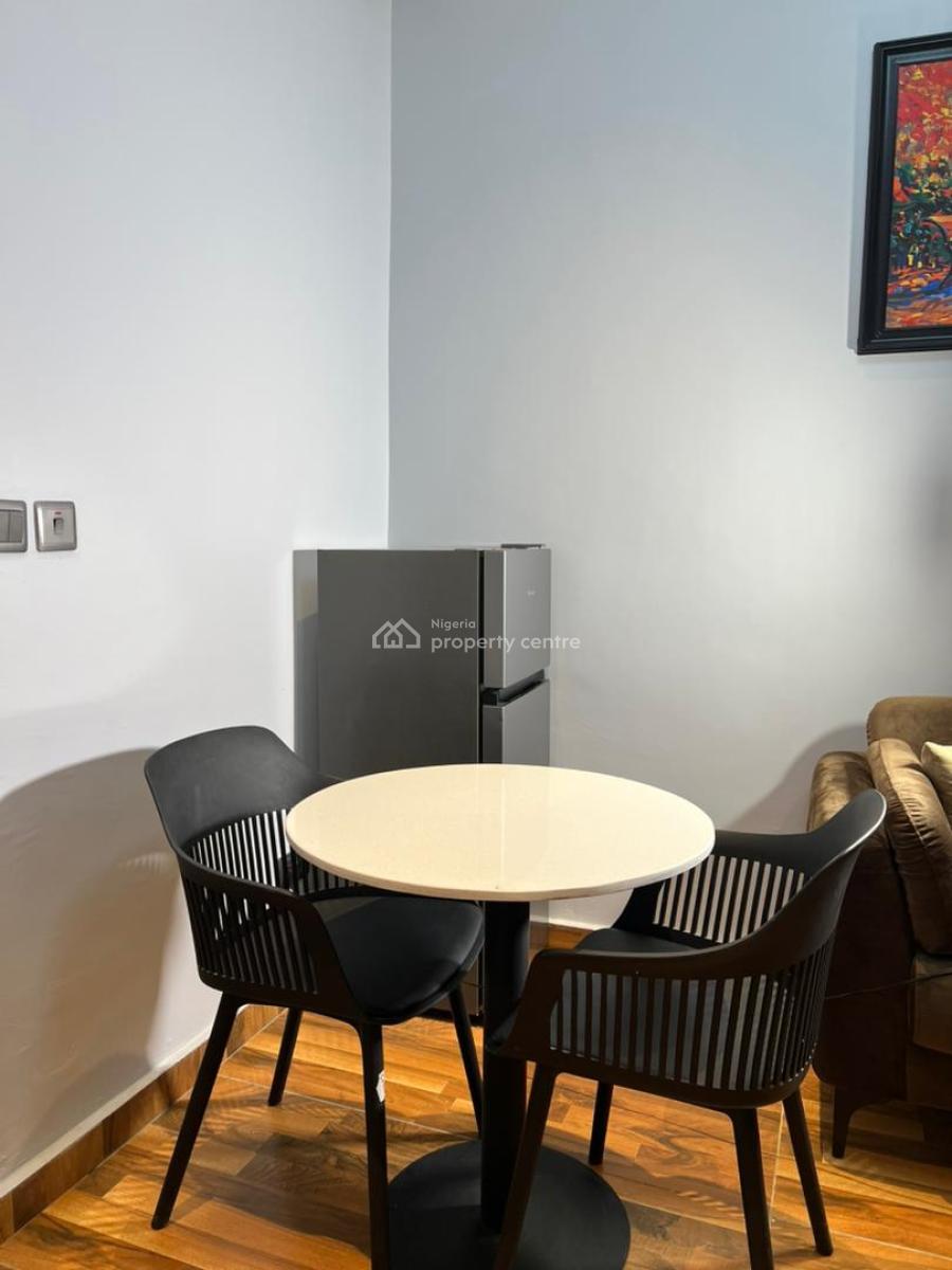 Cozy 1 Bedroom Apartment, Ikeja Gra, Ikeja, Lagos, Mini Flat (room and Parlour) Short Let