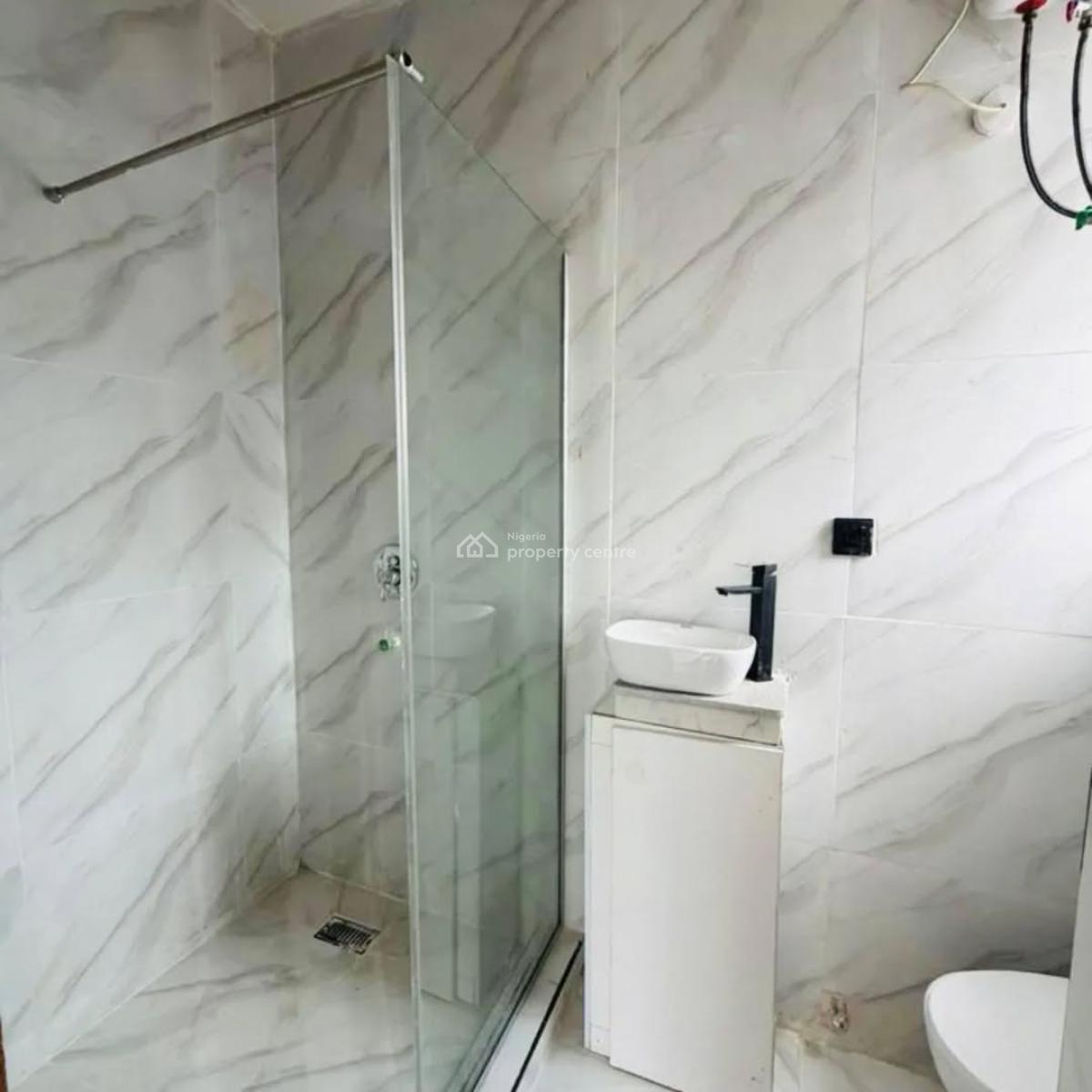 2 Bedroom Apartment, Ologolo Lekki Lagos, Ologolo, Lekki, Lagos, Flat / Apartment for Rent