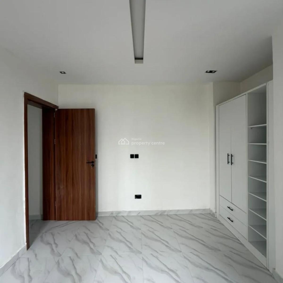 2 Bedroom Apartment, Ologolo Lekki Lagos, Ologolo, Lekki, Lagos, Flat / Apartment for Rent