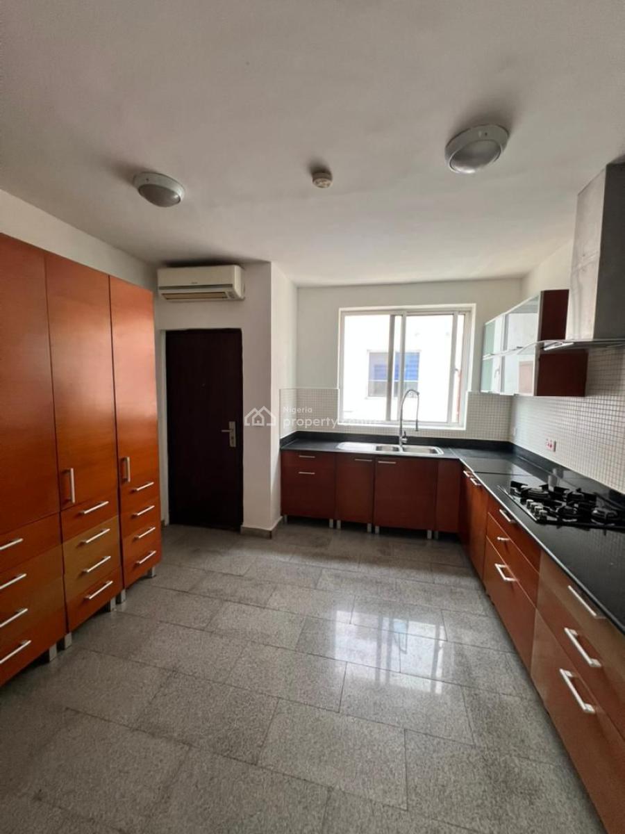 Exquisitely Detailed 3 Bedroom Apartment with Swimming Pool, Banana Island, Ikoyi, Lagos, Flat / Apartment for Sale