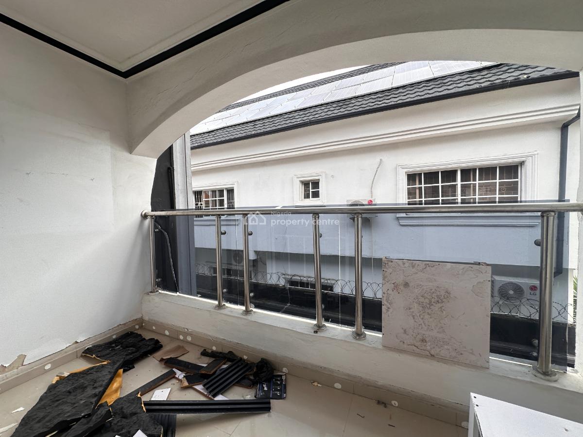 5 Bedroom Semi-detached Availble (suitable for Commercial), Lekki Phase 1, Lekki, Lagos, Commercial Property for Rent