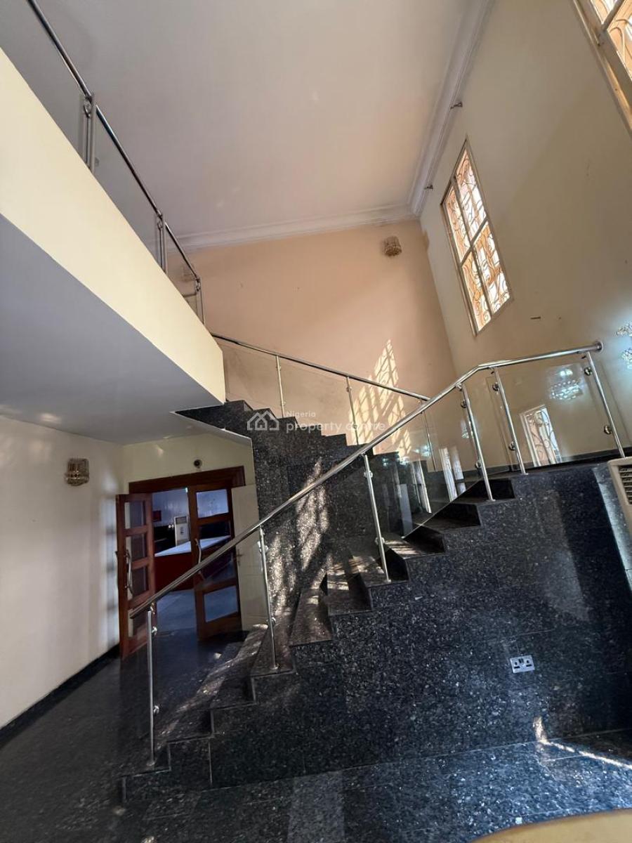 Well Renovated 5 Bedroom Luxury Detached House, Nicon Town, Lekki, Lagos, Detached Duplex for Sale