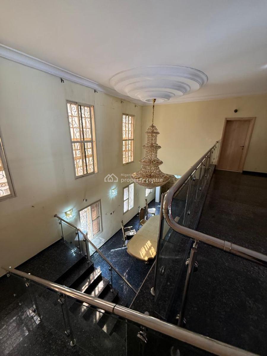 Well Renovated 5 Bedroom Luxury Detached House, Nicon Town, Lekki, Lagos, Detached Duplex for Sale