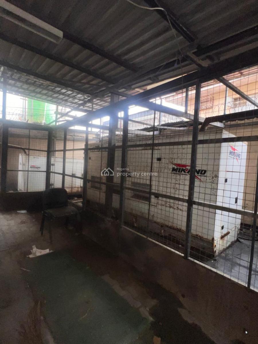 a Purpose Built Hotel Comprising 40 Rooms and Mini Suites, Onipanu Bus Stop, Onipanu, Shomolu, Lagos, Hotel / Guest House for Rent
