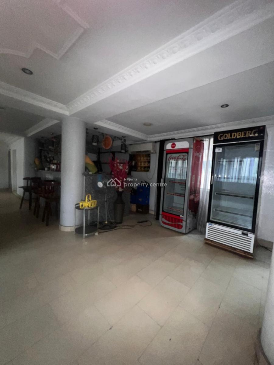 a Purpose Built Hotel Comprising 40 Rooms and Mini Suites, Onipanu Bus Stop, Onipanu, Shomolu, Lagos, Hotel / Guest House for Rent
