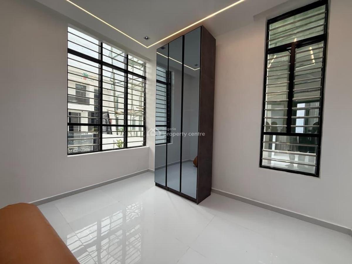 5 Bedroom Apartment, Lekki, Lagos, Flat / Apartment for Sale