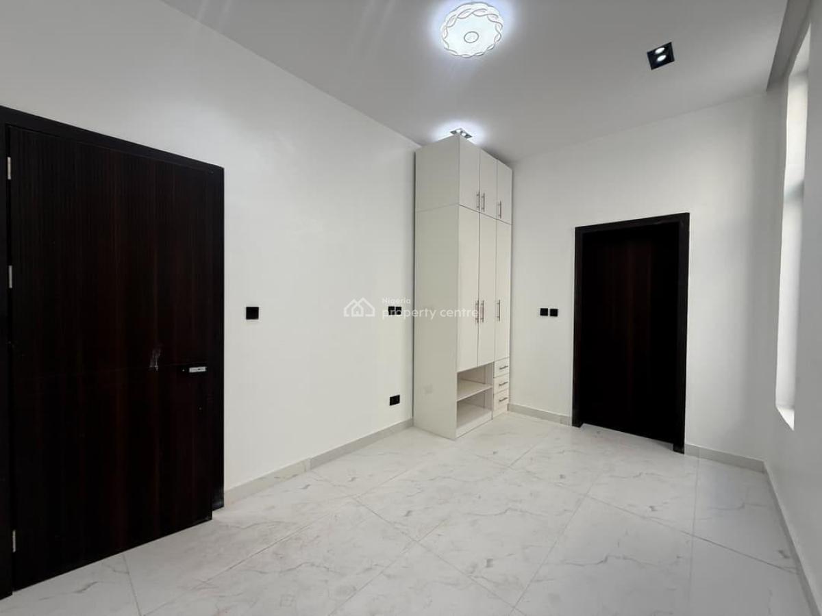 5 Bedroom Apartment, Lekki, Lagos, Flat / Apartment for Sale