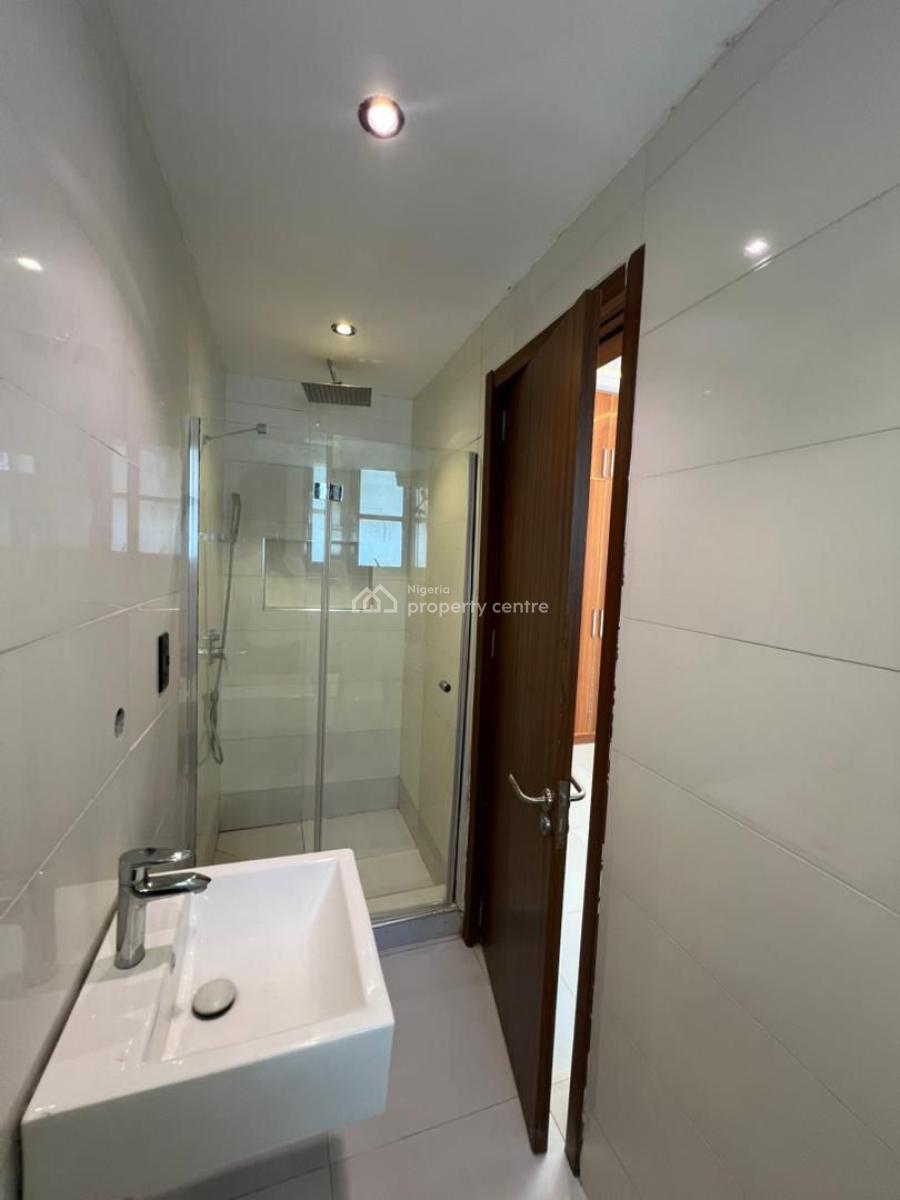 3 Bedroom Penthouse, Lekki Phase 1, Lekki, Lagos, Flat / Apartment for Sale