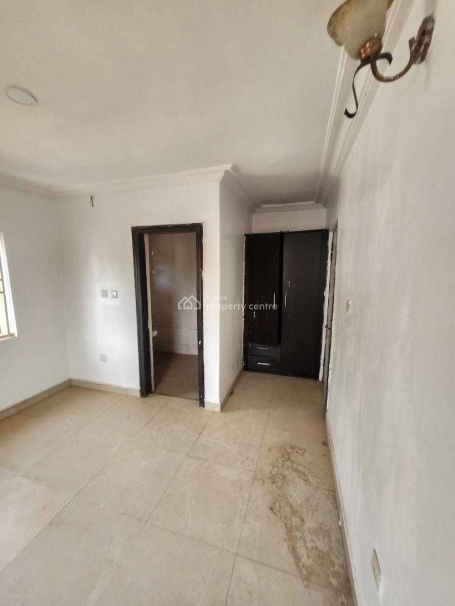 Clean 4 Bedroom Terrace Duplex with Bq, 2 Parlor, Apo Legislative Qtr,( Zone a) Tarred Rd, Garki, Abuja, Terraced Duplex for Rent