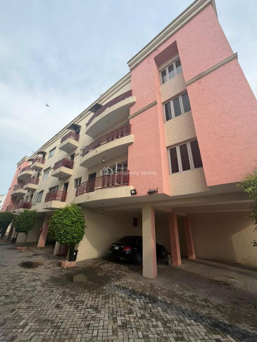 Well Maintained & Spacious 1 Bedroom Apartment, Off Freedomway, Lekki Phase 1, Lekki, Lagos, Flat / Apartment for Rent