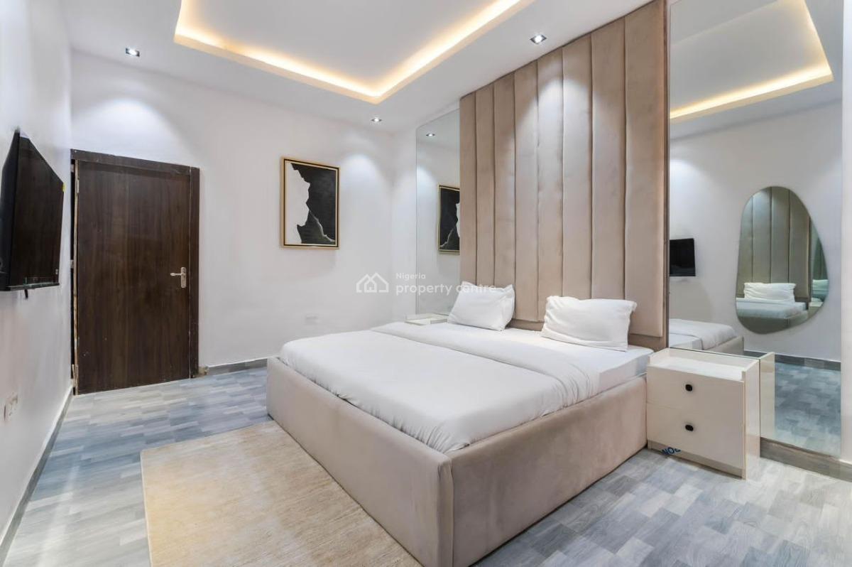 1 Bedroom Apartment, Lekki Phase 1 Lagos State, Lekki Phase 1, Lekki, Lagos, Mini Flat (room and Parlour) Short Let