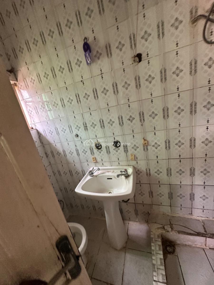 a Standard Room Self Contain Apartment in a Secured Environment, Second Avenue, Gwarinpa, Abuja, Self Contain (single Rooms) for Rent