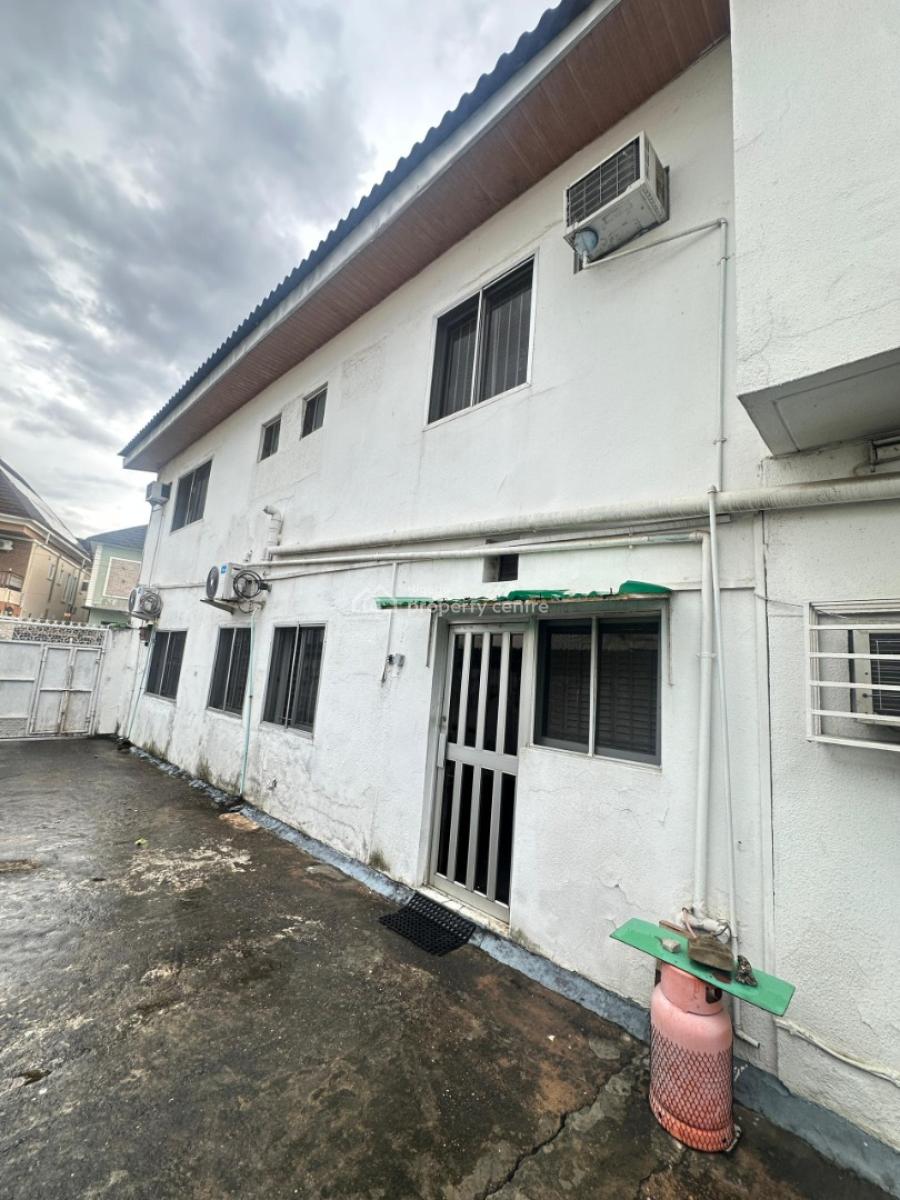 a Well Maintained Six (6) Bedroom Semi Detached Duplex with a Study Ro, Off Adeniran Ogusnaya, Surulere. Lagos State, Surulere, Lagos, Detached Duplex for Rent