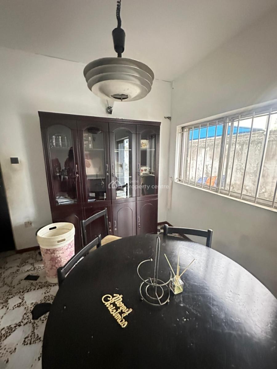a Well Maintained Six (6) Bedroom Semi Detached Duplex with a Study Ro, Off Adeniran Ogusnaya, Surulere. Lagos State, Surulere, Lagos, Detached Duplex for Rent