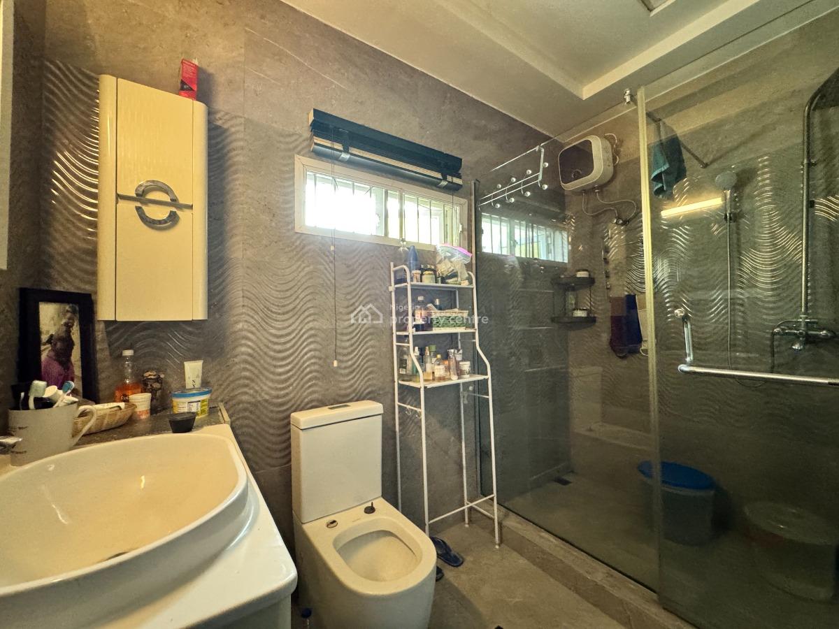 Upgraded 4 Bedrooms Duplex, Corner Unit, Lekki Paradise 2 Estate, By Chevron Alternative, Lekki, Lagos, House for Sale