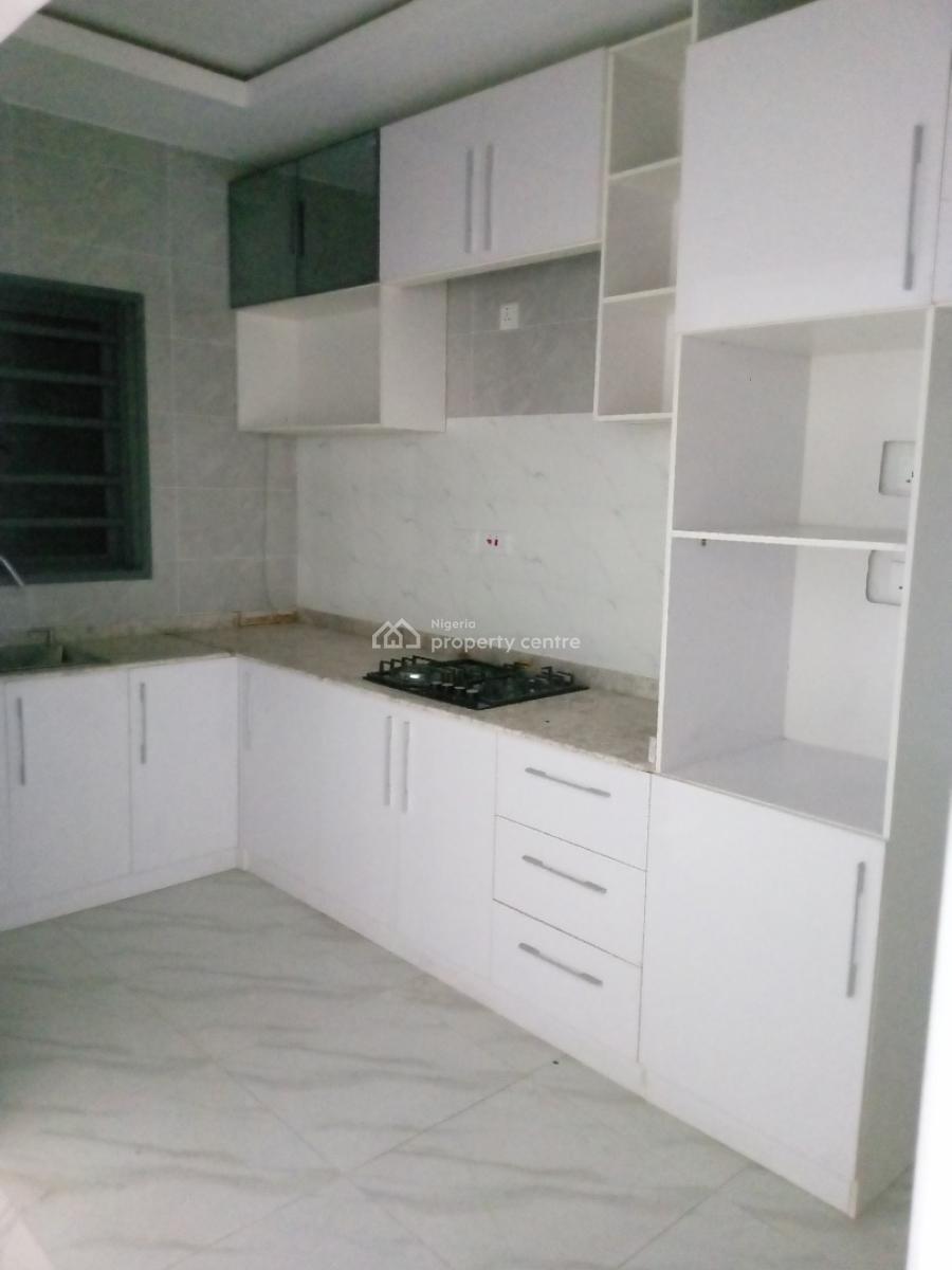 3 Bedroom Apartment (new), Off Freedom Way, Lekki Phase 1, Lekki, Lagos, Flat / Apartment for Rent